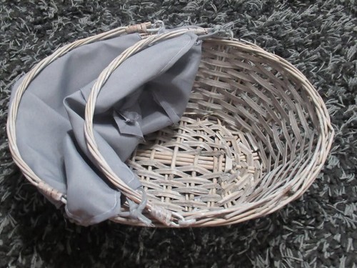 Grey washed large oval - , wicker