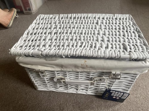 White wicker storage basket - white,