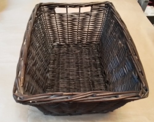 Rectangular dark brown wicker - brown,