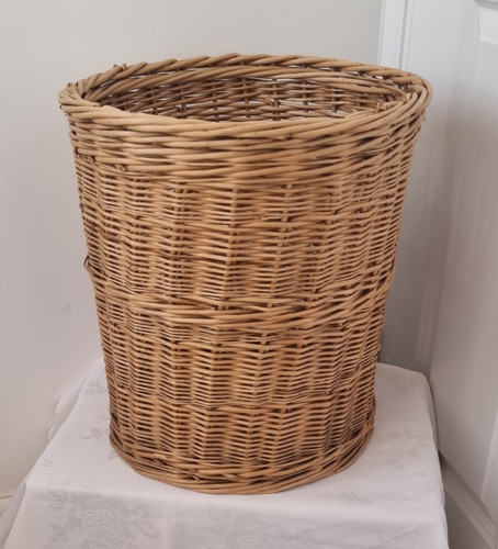 Large round brown wicker - brown,