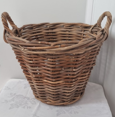 Round wicker storage basket - wicker,