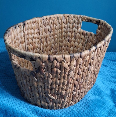 Medium large wicker basket - wicker,