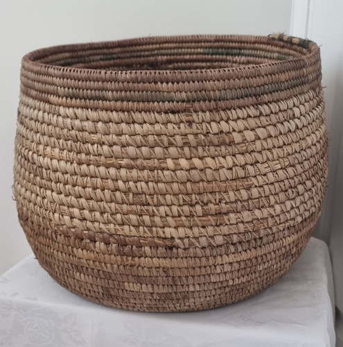 Round wicker storage basket - round,