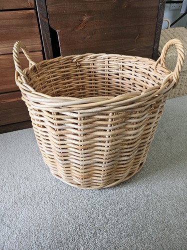 Large sturdy wicker bamboo - large,