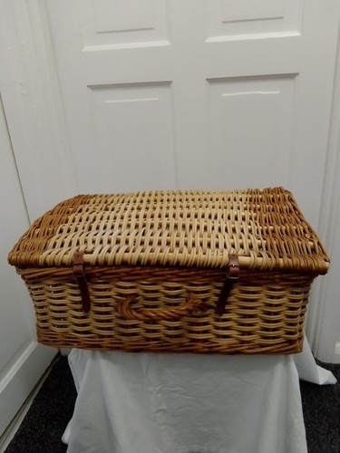 Wicker basket with - with, leather